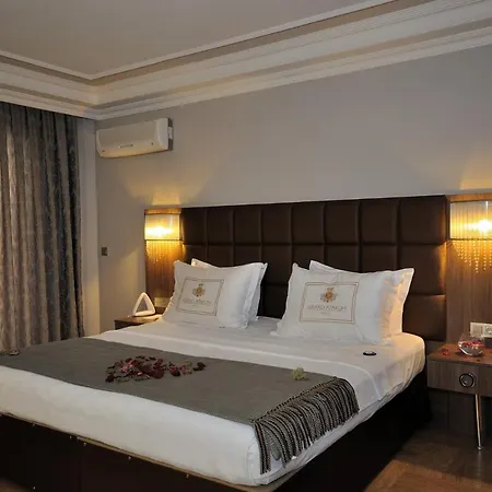 Отель Grand Atakum 4*