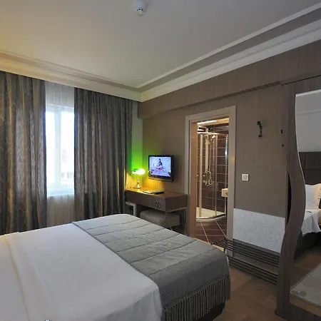 Отель Grand Atakum 4*